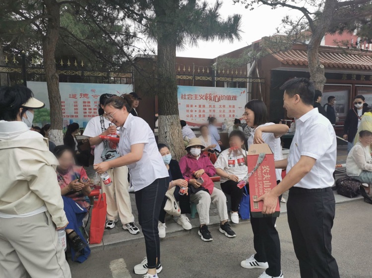 0d3ece0f-660e-41ae-987b-2a5e64bd6e9e_副本_proc.jpg
